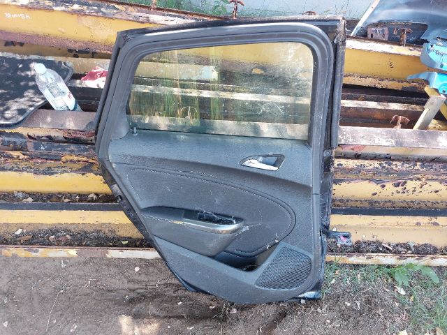 bontott OPEL ASTRA J Bal hátsó Ajtó (Részeivel)