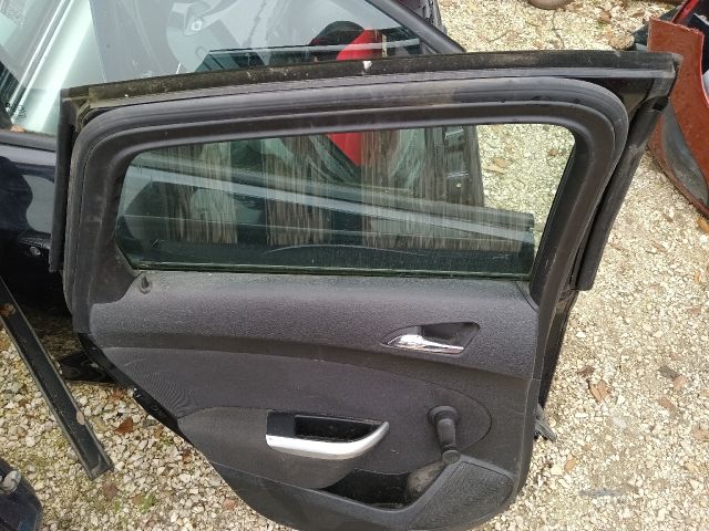 bontott OPEL ASTRA J Bal hátsó Ajtó (Részeivel)