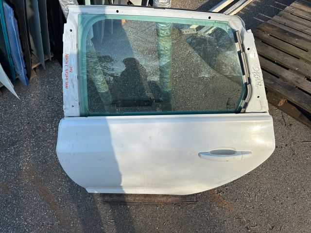 bontott OPEL ASTRA J Bal hátsó Ajtó (Üres lemez)