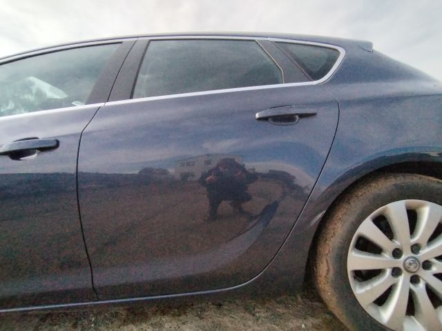 bontott OPEL ASTRA J Bal hátsó Ajtó (Üres lemez)