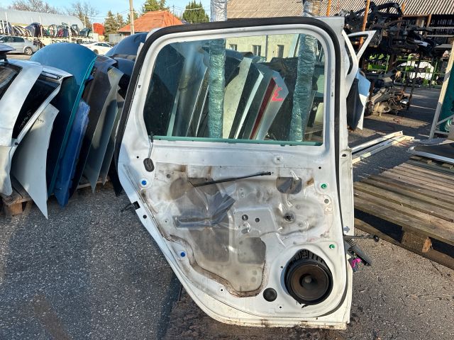 bontott OPEL ASTRA J Bal hátsó Ajtó (Üres lemez)