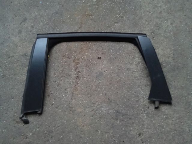 bontott OPEL ASTRA J Bal hátsó Ajtókeret Burkolat