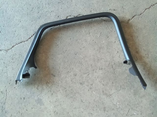 bontott OPEL ASTRA J Bal hátsó Ajtókeret Burkolat