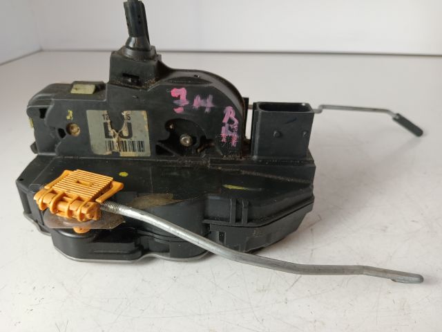 bontott OPEL ASTRA J Bal hátsó Ajtózár