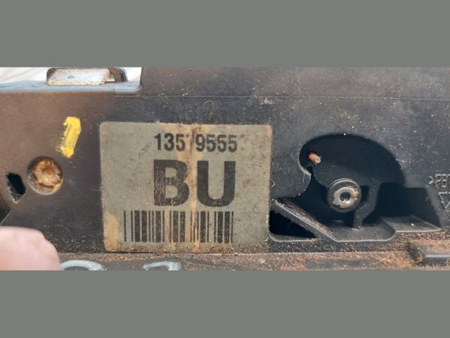 bontott OPEL ASTRA J Bal hátsó Ajtózár