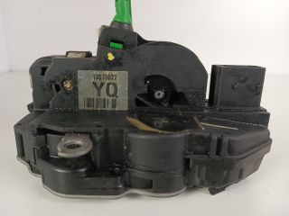 bontott OPEL ASTRA J Bal hátsó Ajtózár