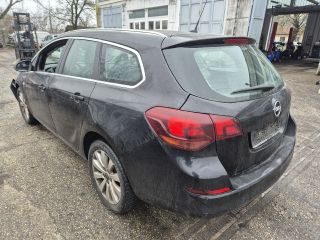 bontott OPEL ASTRA J Bal hátsó Csonkállvány Kerékaggyal