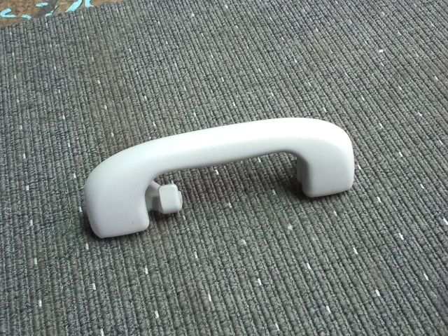 bontott OPEL ASTRA J Bal hátsó Kapaszkodó (Felső)