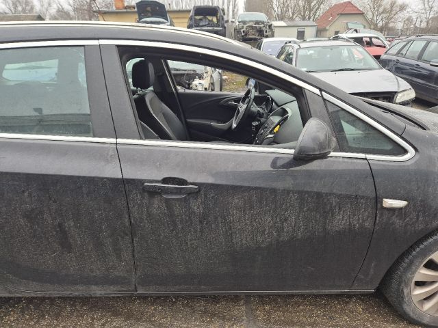 bontott OPEL ASTRA J Bal Hátsó Lámpa