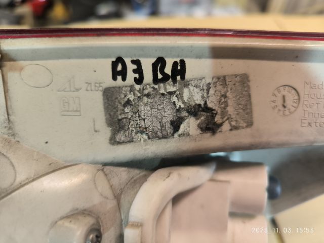 bontott OPEL ASTRA J Bal Hátsó Lámpa