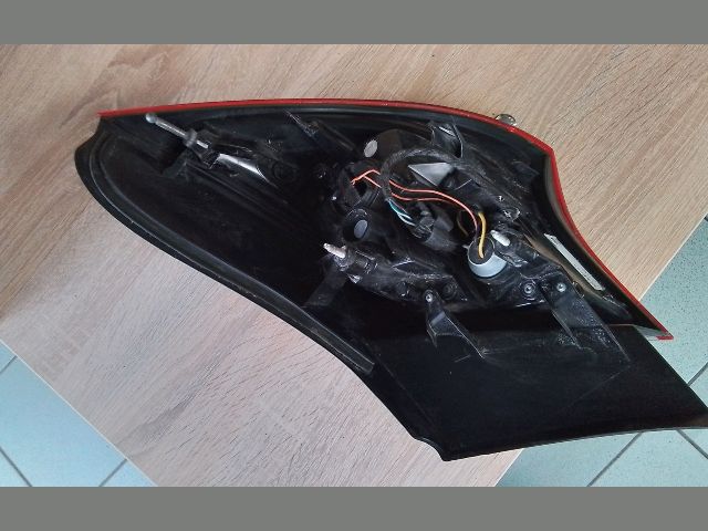 bontott OPEL ASTRA J Bal Hátsó Lámpa