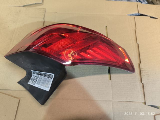 bontott OPEL ASTRA J Bal Hátsó Lámpa