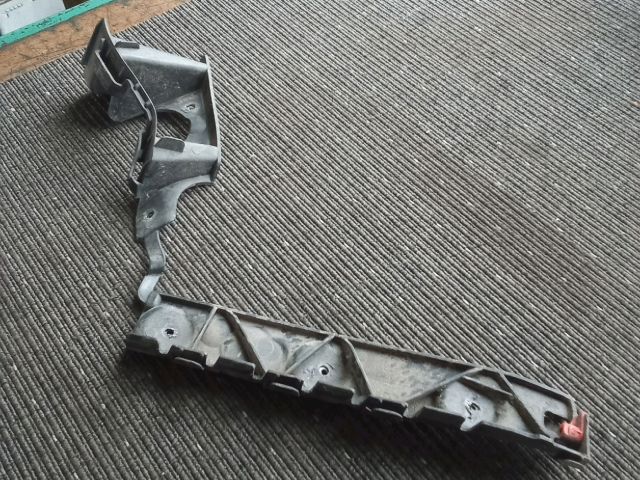 bontott OPEL ASTRA J Bal hátsó Oldal Lökhárító Tartó (Műanyag)