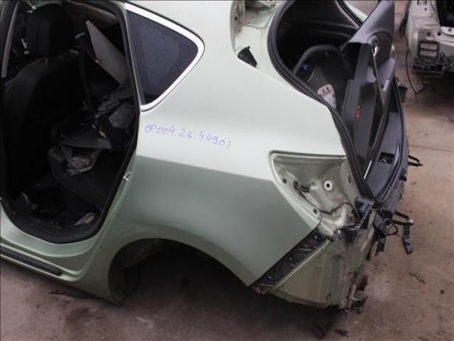 bontott OPEL ASTRA J Bal hátsó Sárvédő