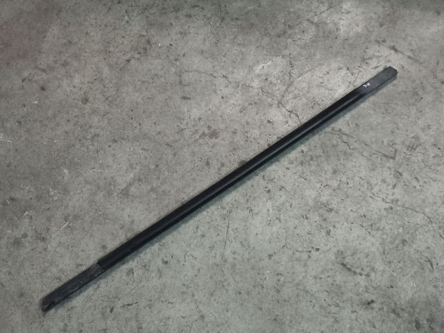 bontott OPEL ASTRA J Bal hátsó Vízlehúzó Gumicsík