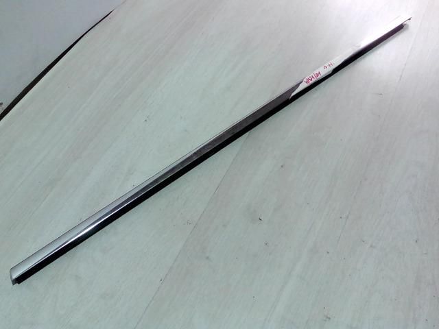 bontott OPEL ASTRA J Bal hátsó Vízlehúzó Gumicsík