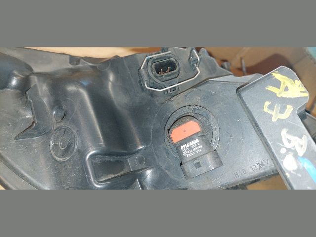 bontott OPEL ASTRA J Bal Ködfényszóró