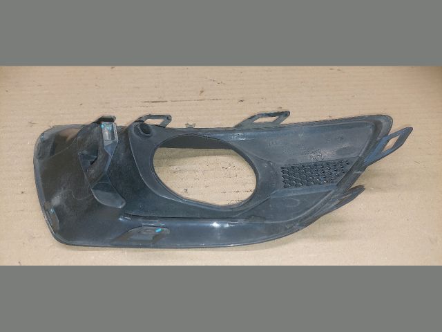 bontott OPEL ASTRA J Bal Ködlámpa Rács