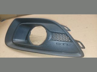 bontott OPEL ASTRA J Bal Ködlámpa Rács