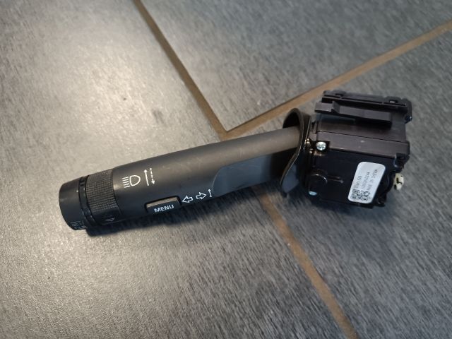 bontott OPEL ASTRA J Bal Kormánykapcsoló Irányjelző