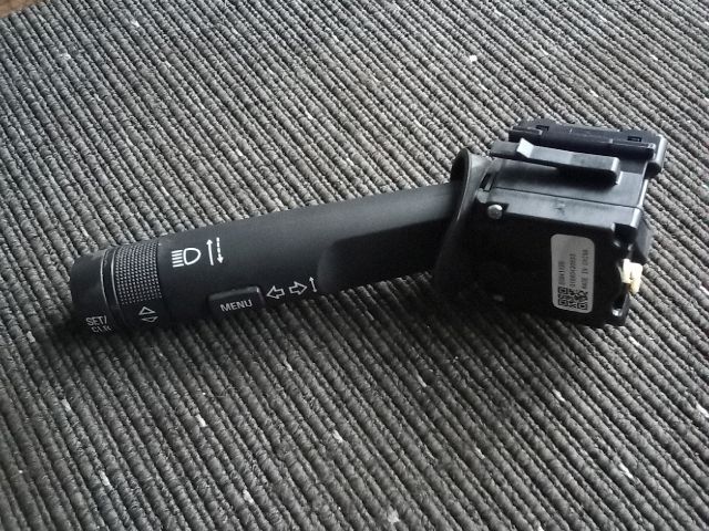 bontott OPEL ASTRA J Bal Kormánykapcsoló Irányjelző