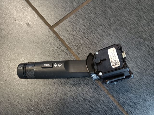 bontott OPEL ASTRA J Bal Kormánykapcsoló Irányjelző