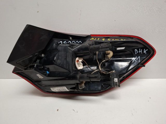 bontott OPEL ASTRA J Bal Külső Hátsó Lámpa