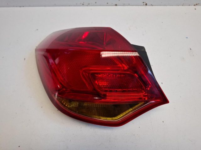 bontott OPEL ASTRA J Bal Külső Hátsó Lámpa