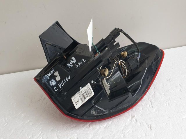 bontott OPEL ASTRA J Bal Külső Hátsó Lámpa