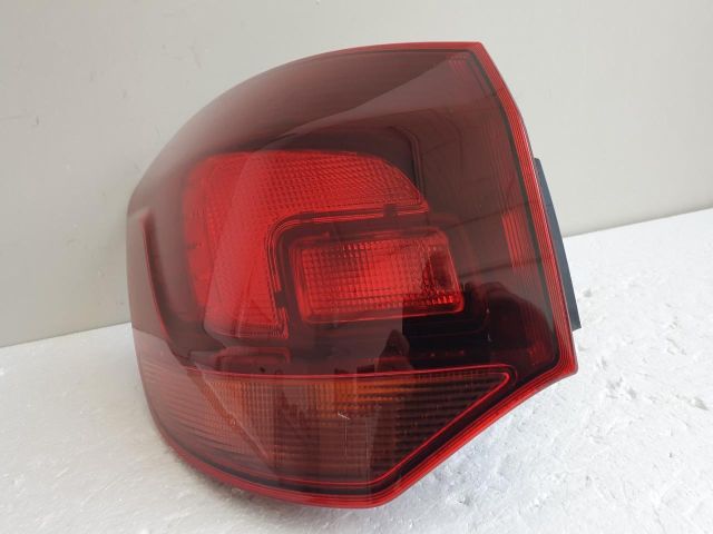 bontott OPEL ASTRA J Bal Külső Hátsó Lámpa