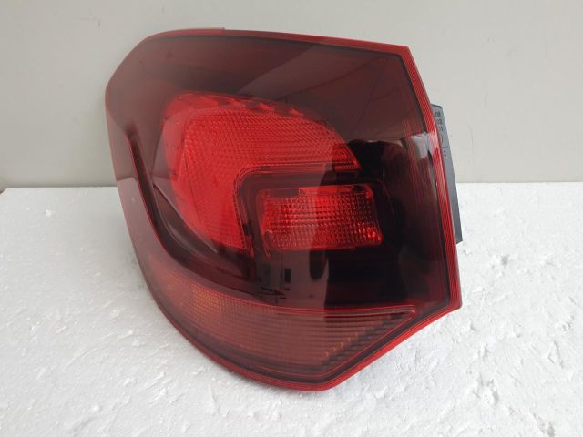 bontott OPEL ASTRA J Bal Külső Hátsó Lámpa