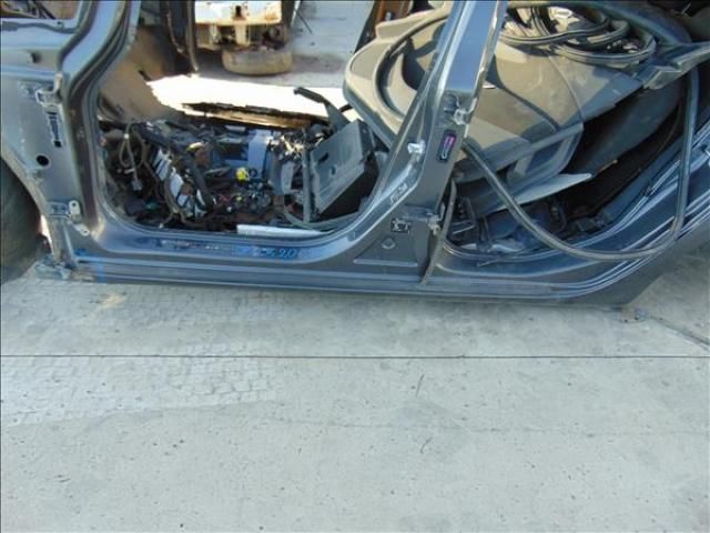 bontott OPEL ASTRA J Bal Küszöb