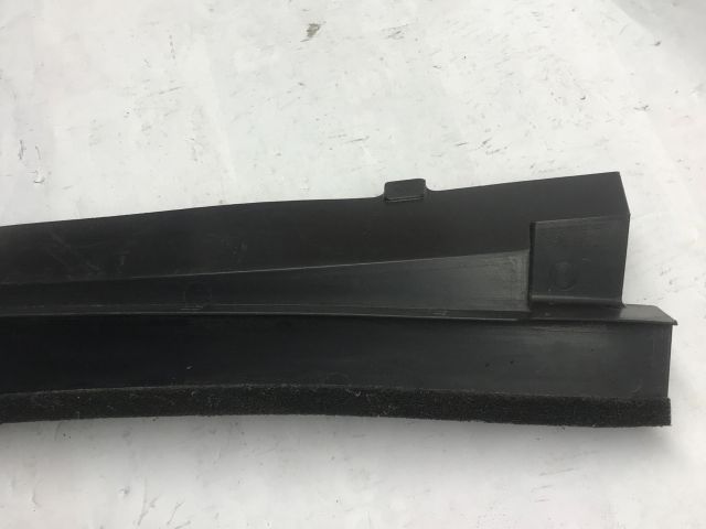 bontott OPEL ASTRA J Bal Levélrács Záróvég