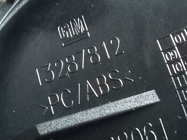 bontott OPEL ASTRA J Bal Műszerfal Hangszóró