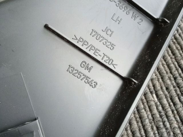 bontott OPEL ASTRA J Bal Műszerfal Oldalkárpit