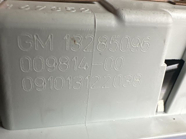 bontott OPEL ASTRA J Belső Világítás Tetőablak Vezérlővel