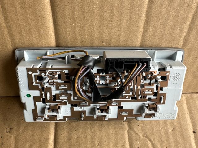 bontott OPEL ASTRA J Belső Világítás Tetőablak Vezérlővel