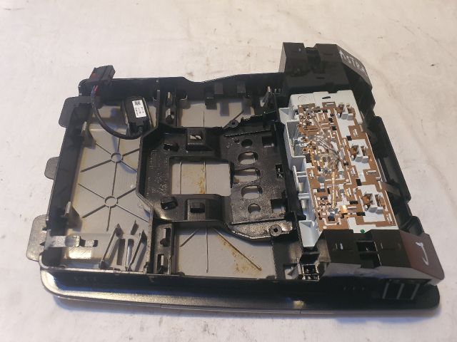 bontott OPEL ASTRA J Beltér Világítás Első