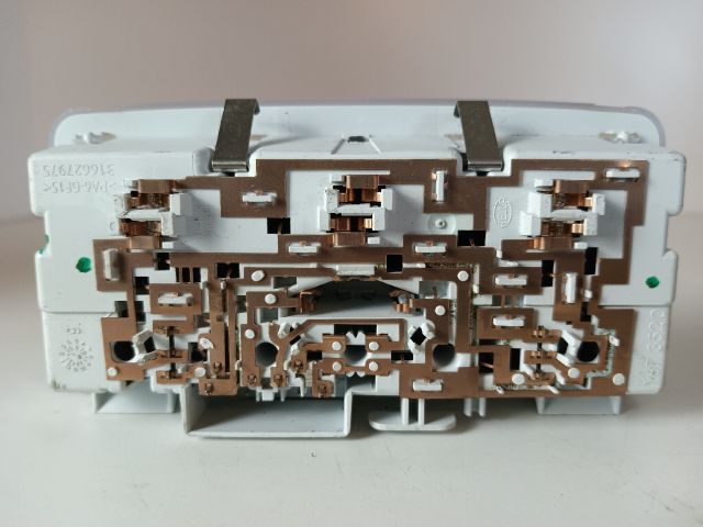 bontott OPEL ASTRA J Beltér Világítás Hátsó