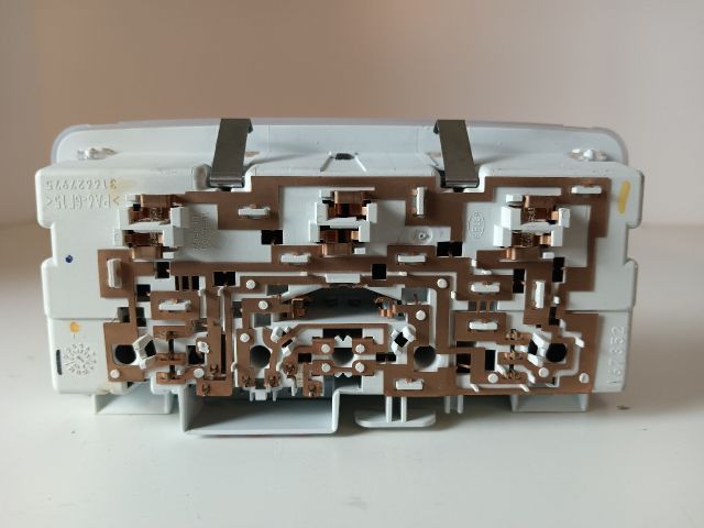 bontott OPEL ASTRA J Beltér Világítás Hátsó