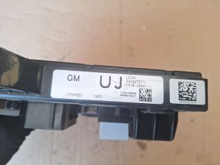 bontott OPEL ASTRA J Biztosítéktábla Utastér