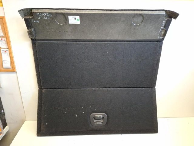 bontott OPEL ASTRA J Csomagtér Kárpit