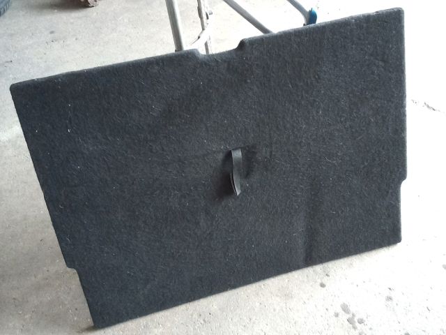 bontott OPEL ASTRA J Csomagtér Kárpit