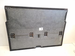 bontott OPEL ASTRA J Csomagtér Kárpit