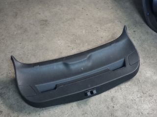 bontott OPEL ASTRA J Csomagtérajtó Burkolat Alsó