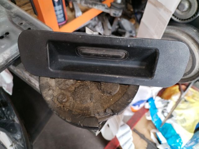 bontott OPEL ASTRA J Csomagtérajtó Kapcsoló