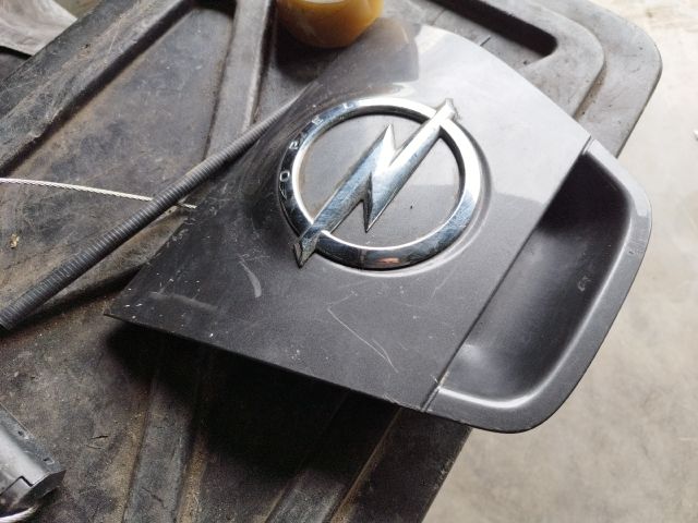 bontott OPEL ASTRA J Csomagtérajtó Kilincs