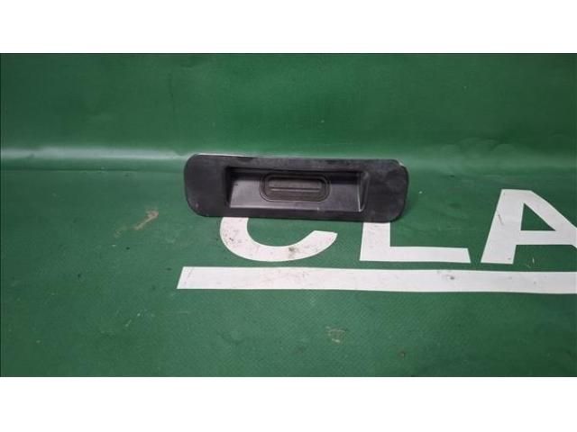 bontott OPEL ASTRA J Csomagtérajtó Kilincs