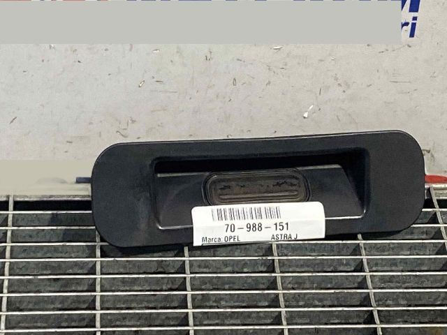 bontott OPEL ASTRA J Csomagtérajtó Kilincs