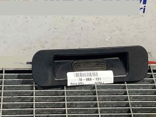 bontott OPEL ASTRA J Csomagtérajtó Kilincs